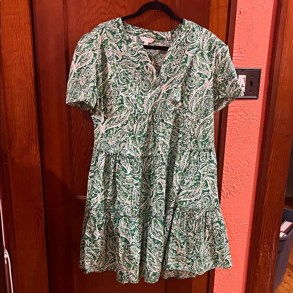 Crown Ivy Green V-Neck Dress